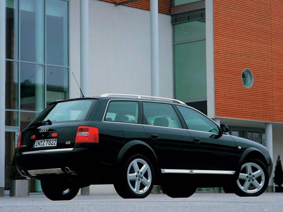  Audi Allroad 4.2 Quattro (4B, C5) 2000 года  (фото 9 из 17)